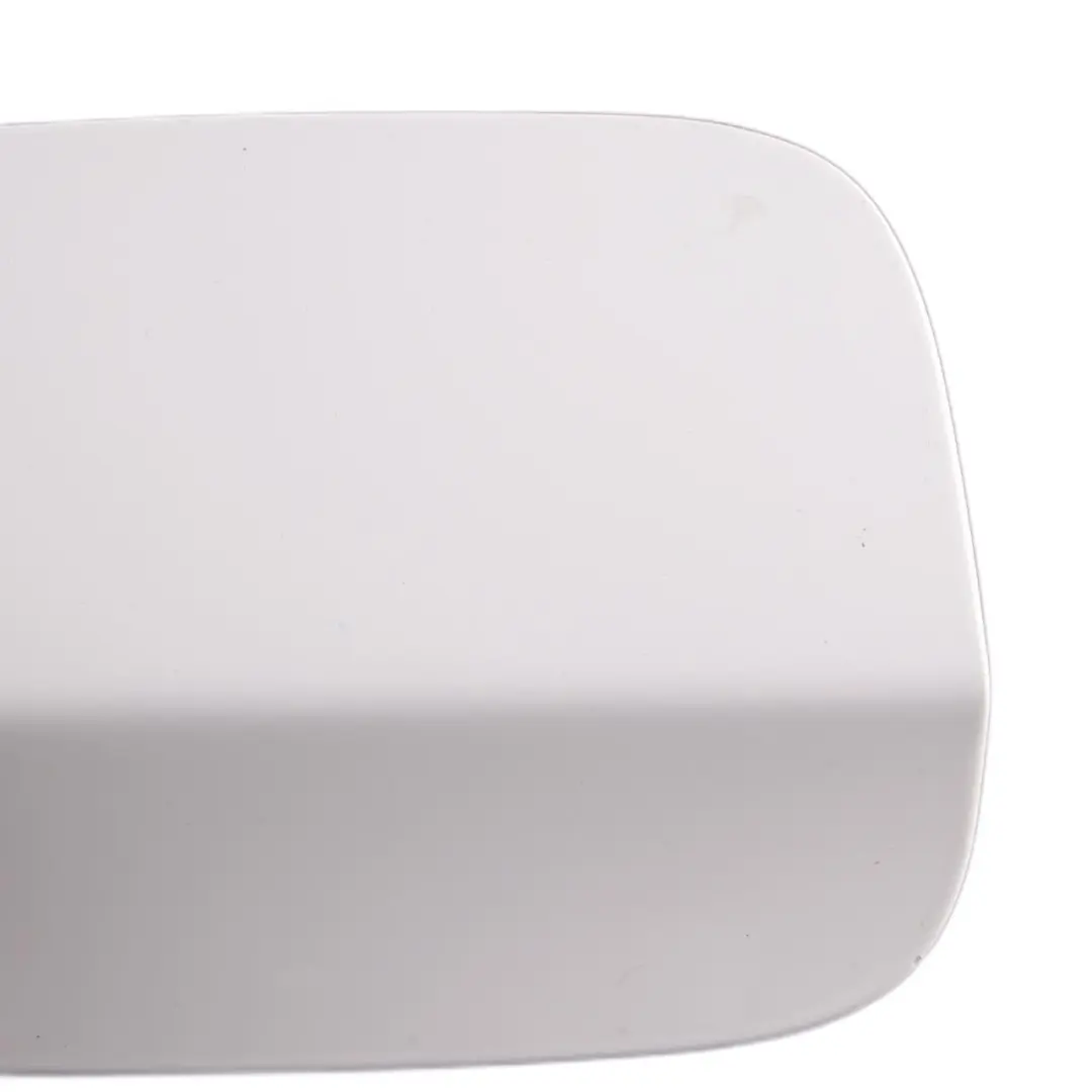 Fill In Flap Tapa Depósito Combustible Alpinweiss Alpine White 300 para BMW X5 E70 con número de pieza 7160634 BMW X5 E70 Fill In Flap Tapa Depósito Combustible Alpinweiss Alpine White 300 - SKU 7160634-AW - Número de pieza 7160634