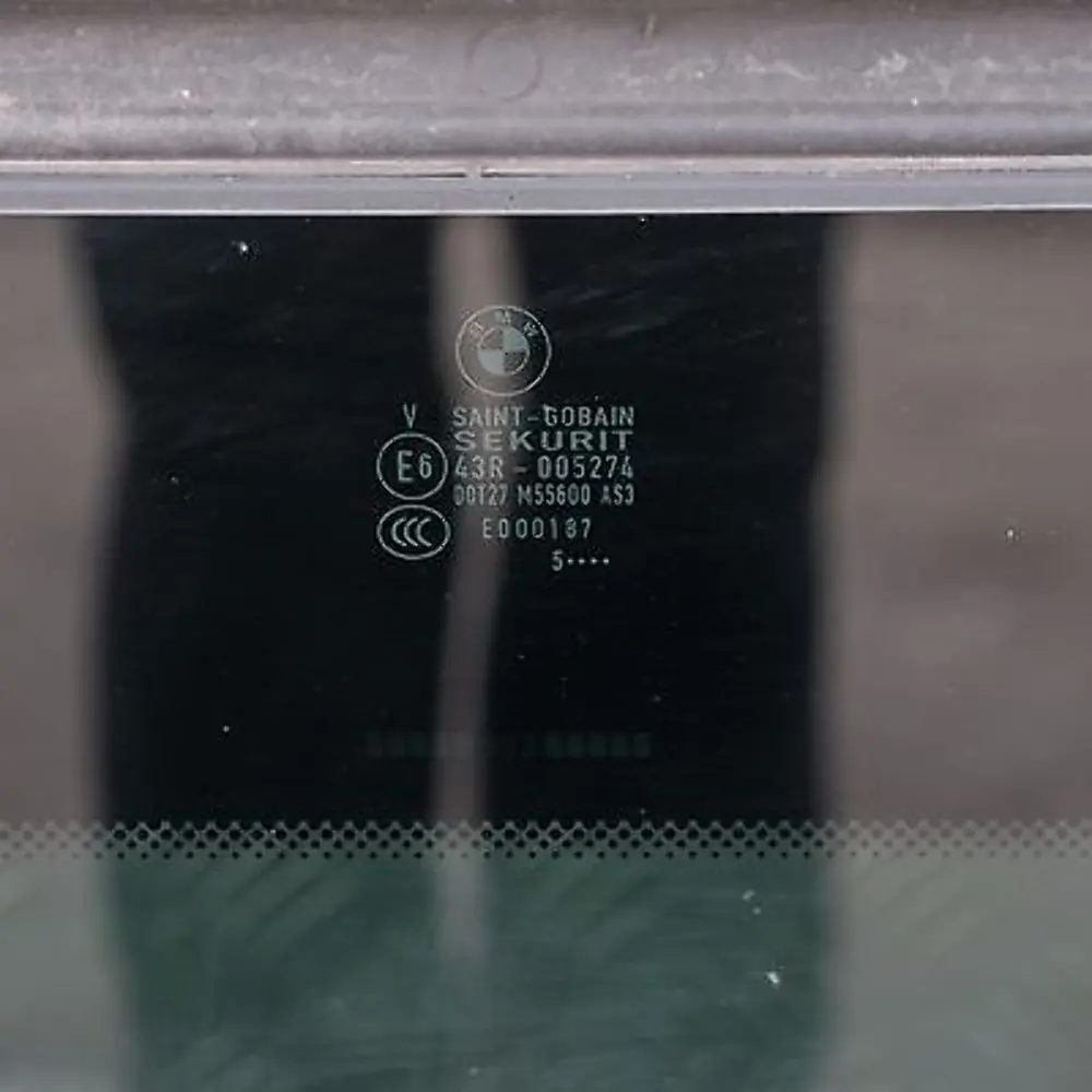 BMW 5 Series E60 M5 Sliding Roof Frame Sunroof Glass Mechanism - SKU 7161481 - Part number 54137033544