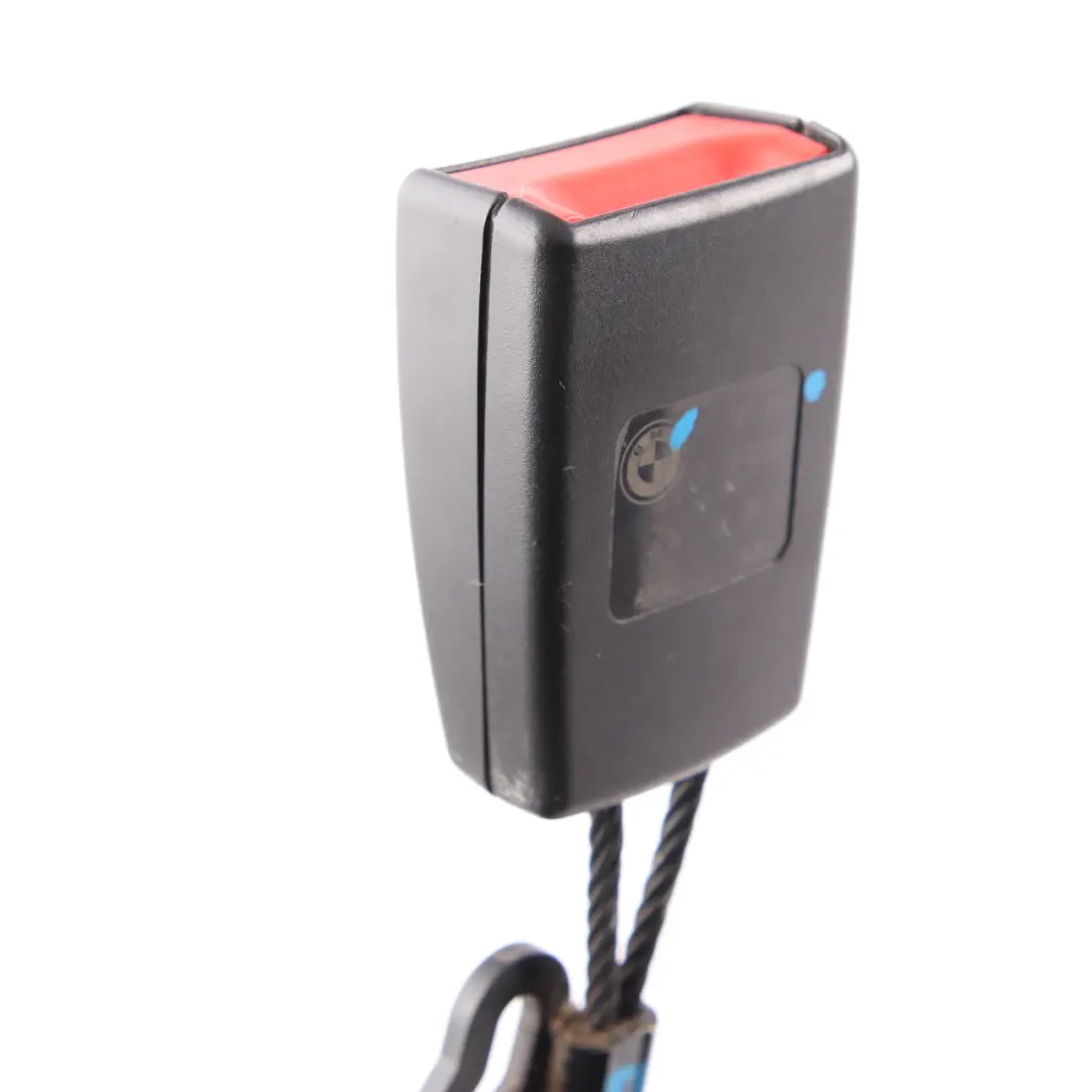 Tenditore Fibbia Sedile Inferiore Cintura Posteriore Destra per BMW X5 E70 con numero di parte 7161640 BMW X5 E70 Tenditore Fibbia Sedile Inferiore Cintura Posteriore Destra - SKU 7161640 - Numero di parte 7161640