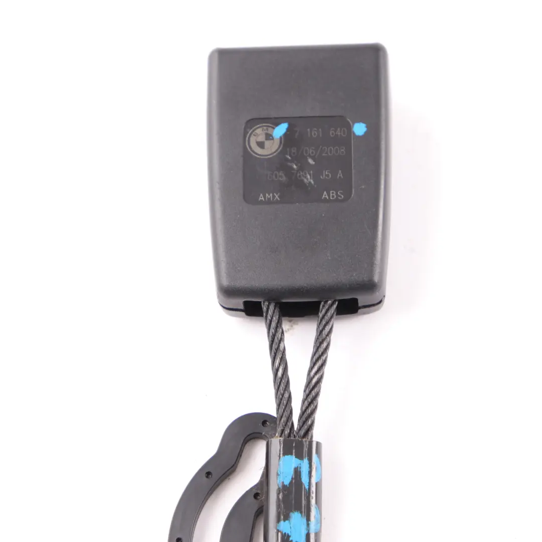 Tendeur de ceinture inférieur arrière droit pour BMW X5 E70 à propos du numéro de pièce 7161640 BMW X5 E70 Tendeur de ceinture inférieur arrière droit - SKU 7161640 - Numéro de pièce 7161640