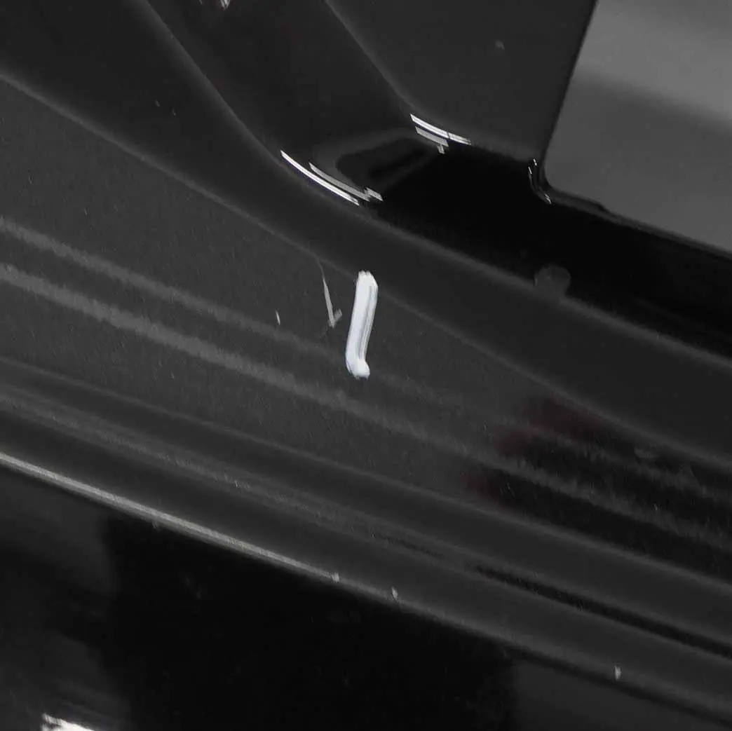 Heckklappe Unten Abdeckung Verkleidung Black Sapphire Schwarz - 475 für BMW X5 E70 mit Teilenummer 7161677 BMW X5 E70 Heckklappe Unten Abdeckung Verkleidung Black Sapphire Schwarz - 475 - SKU 7161677-BS - Teilenummer 7161677