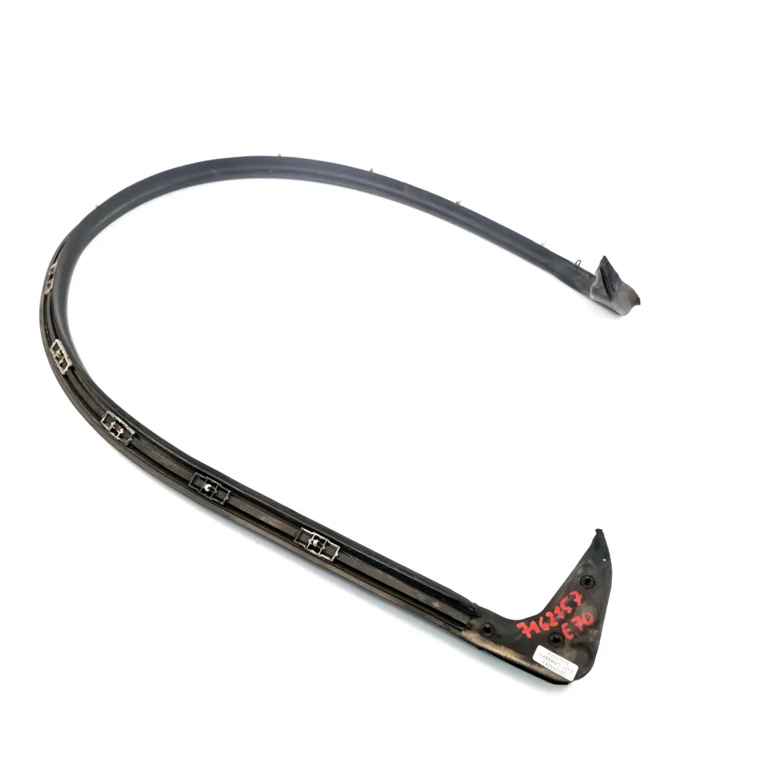 Joint etancheite coffre couvercle hayon milieu inferieur pour BMW X5 E70 à propos du numéro de pièce 7162157 BMW X5 E70 Joint etancheite coffre couvercle hayon milieu inferieur - SKU 7162157 - Numéro de pièce 7162157