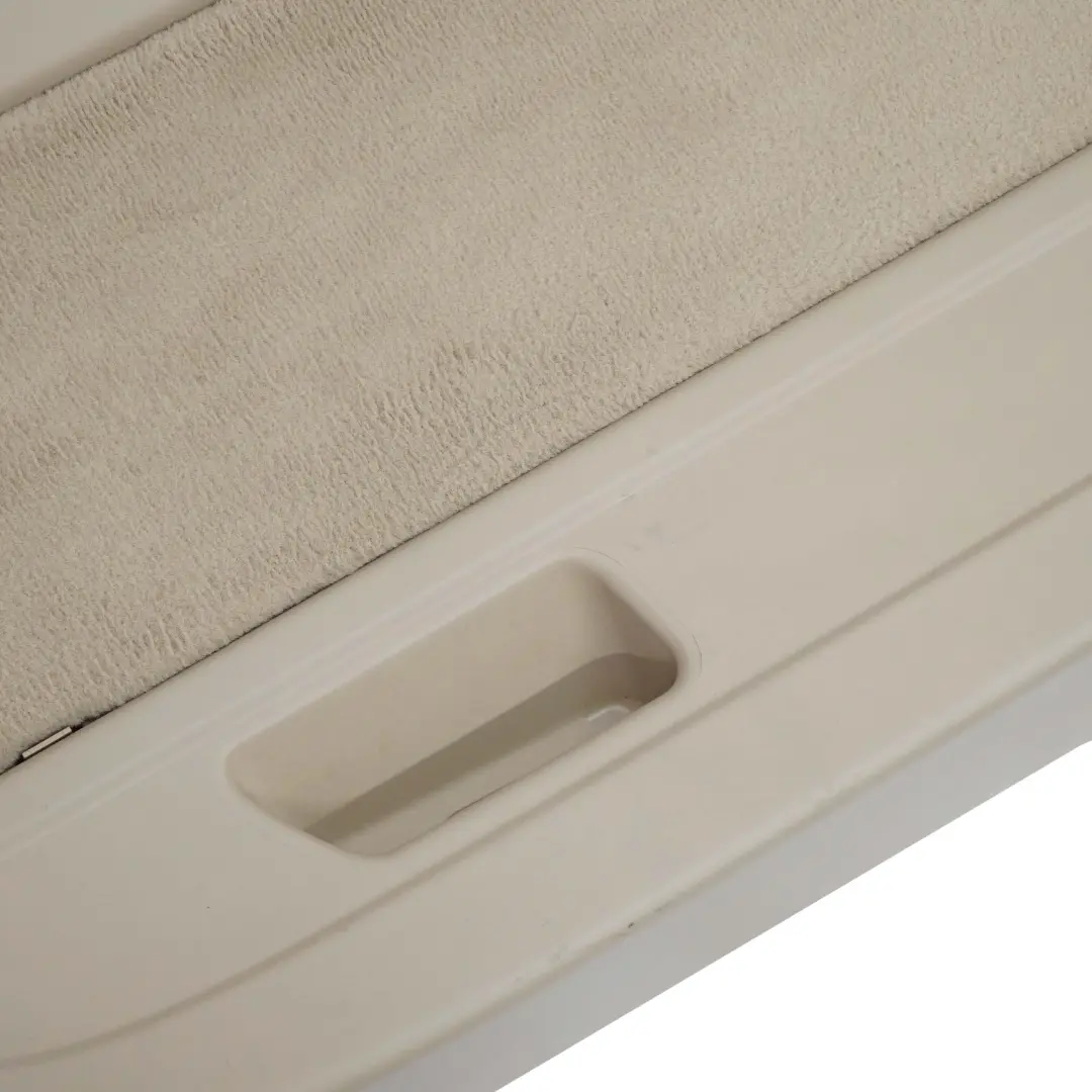 Interior Panel Cubierta Boot Trunk Lid Beige para BMW E91 Touring Tailgate con número de pieza 7162180 BMW E91 Touring Tailgate Interior Panel Cubierta Boot Trunk Lid Beige - SKU 7162180 - Número de pieza 7162180