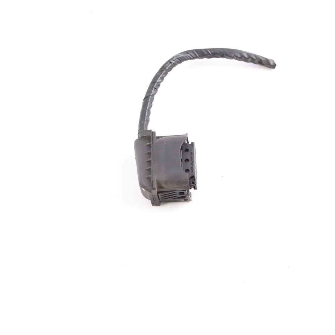 BMW X3 E83 LCI Headlight Headlamp Front Right Plug Socket Wiring 6925638 - SKU 7162196-3 - Part number 7162196