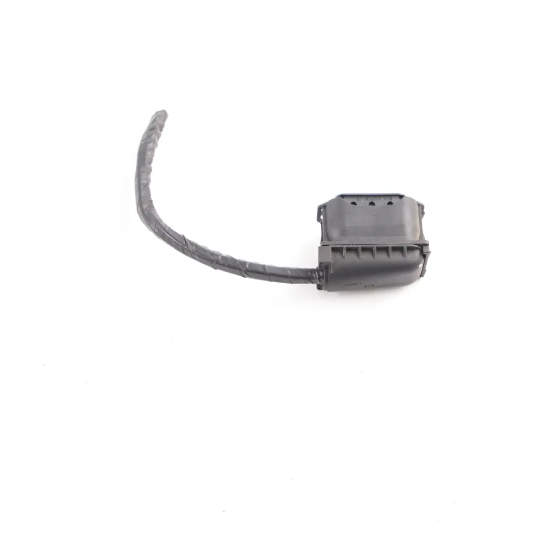 BMW X3 E83 LCI Headlight Headlamp Front Right Plug Socket Wiring 6925638 - SKU 7162196-3 - Part number 7162196