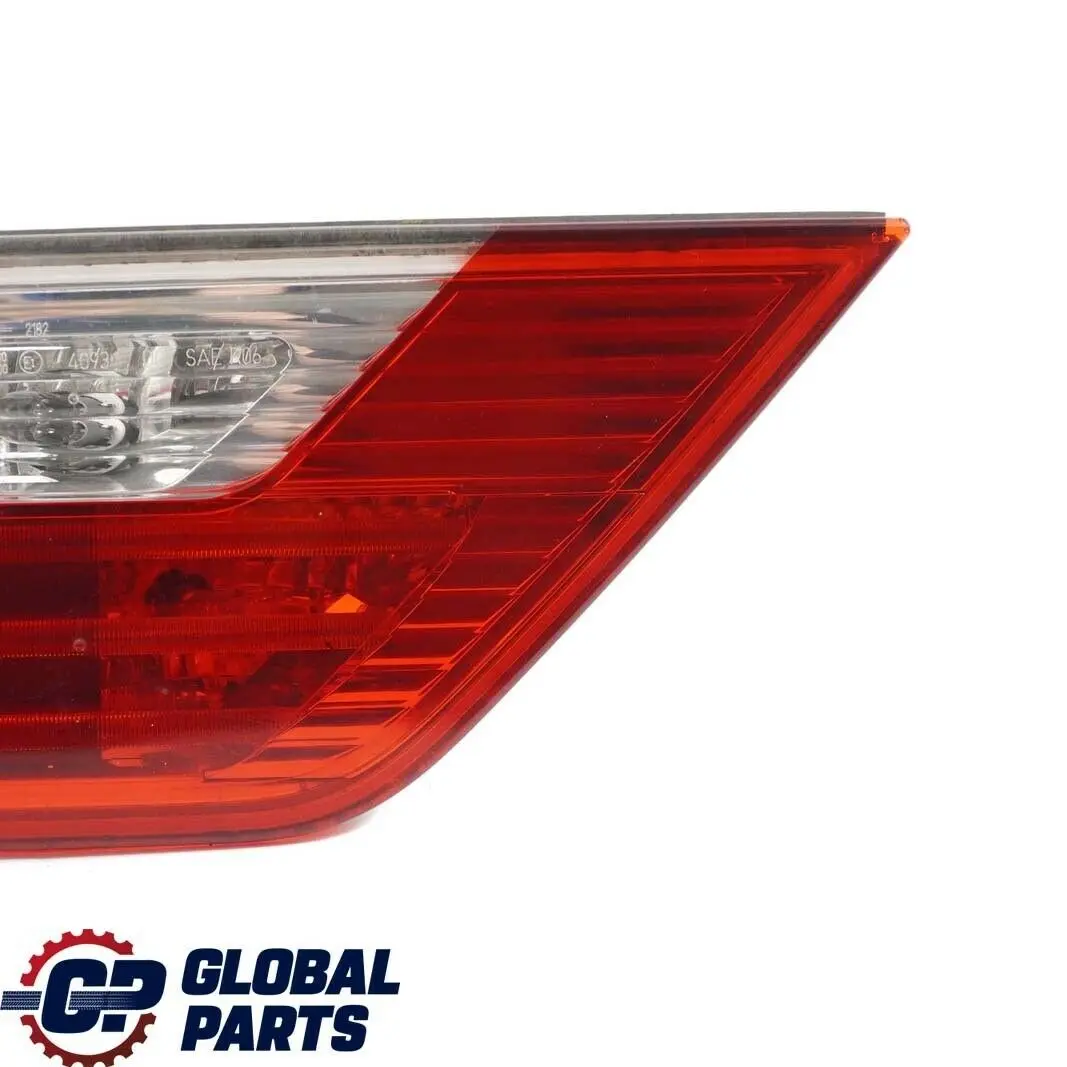 BMW X3 E83 LCI E83N Feu Arrière dans le Couvercle du Coffre Gauche - SKU 7162213 - Numéro de pièce 7162213