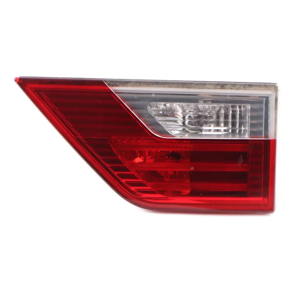 Feu Arriere Hayon Droite pour BMW X3 E83 LCI à propos du numéro de pièce 7162214 BMW X3 E83 LCI Feu Arriere Hayon Droite - SKU 7162214-2 - Numéro de pièce 7162214