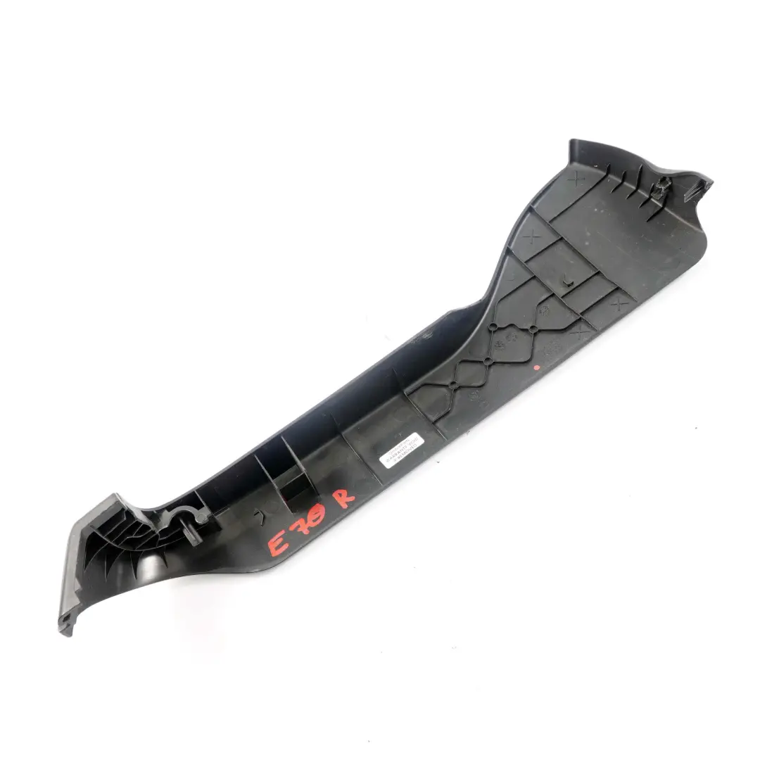 BMW X5 E70 Revestimiento Asiento Delantero Derecho Panel Superior Negro - SKU 7162224 - Número de pieza 7162224
