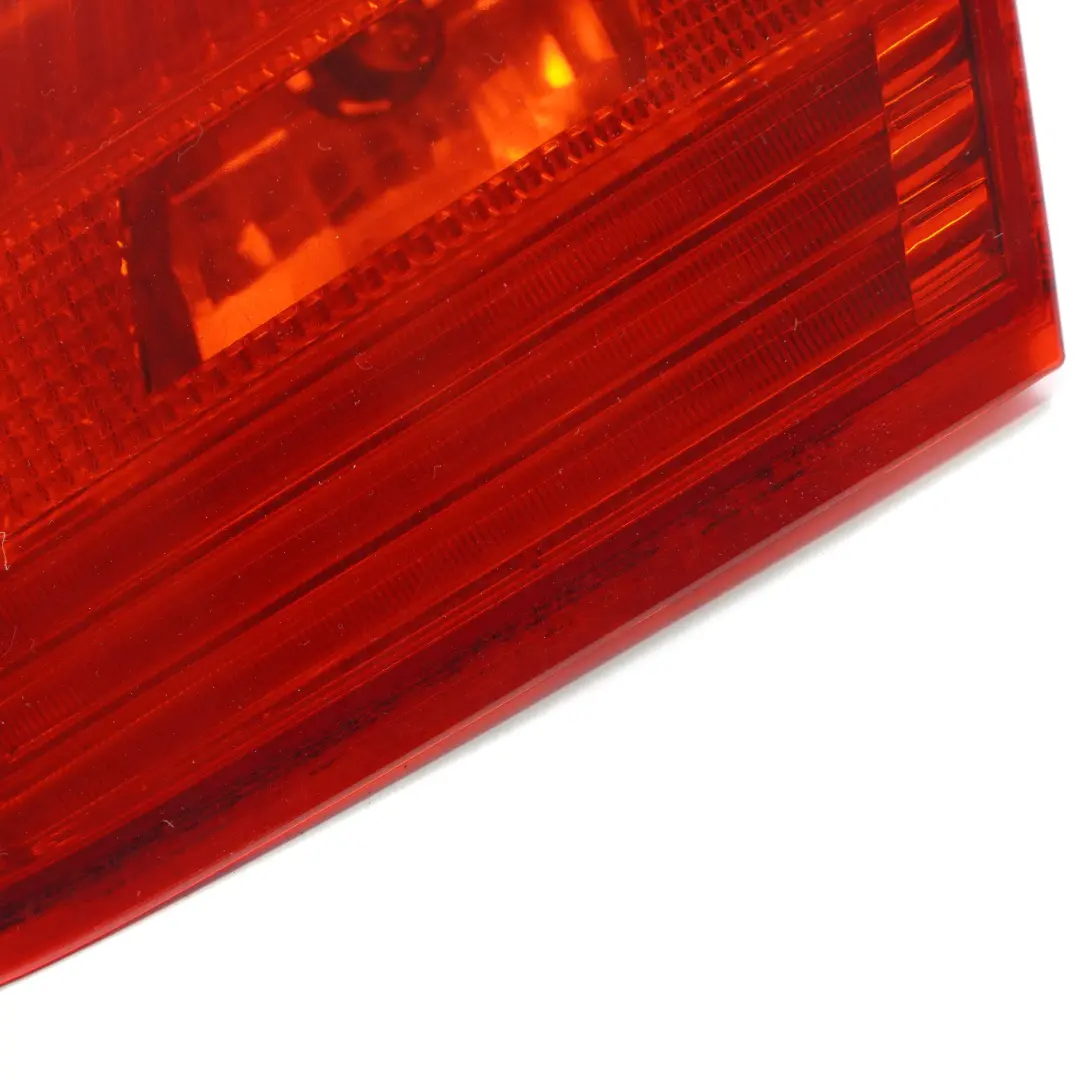 Heckleuchte Rücklicht Heckklappe Hinten Rechts für BMW 3 er E92 mit Teilenummer 7162300 BMW 3 er E92 Heckleuchte Rücklicht Heckklappe Hinten Rechts - SKU 7162300 - Teilenummer 7162300