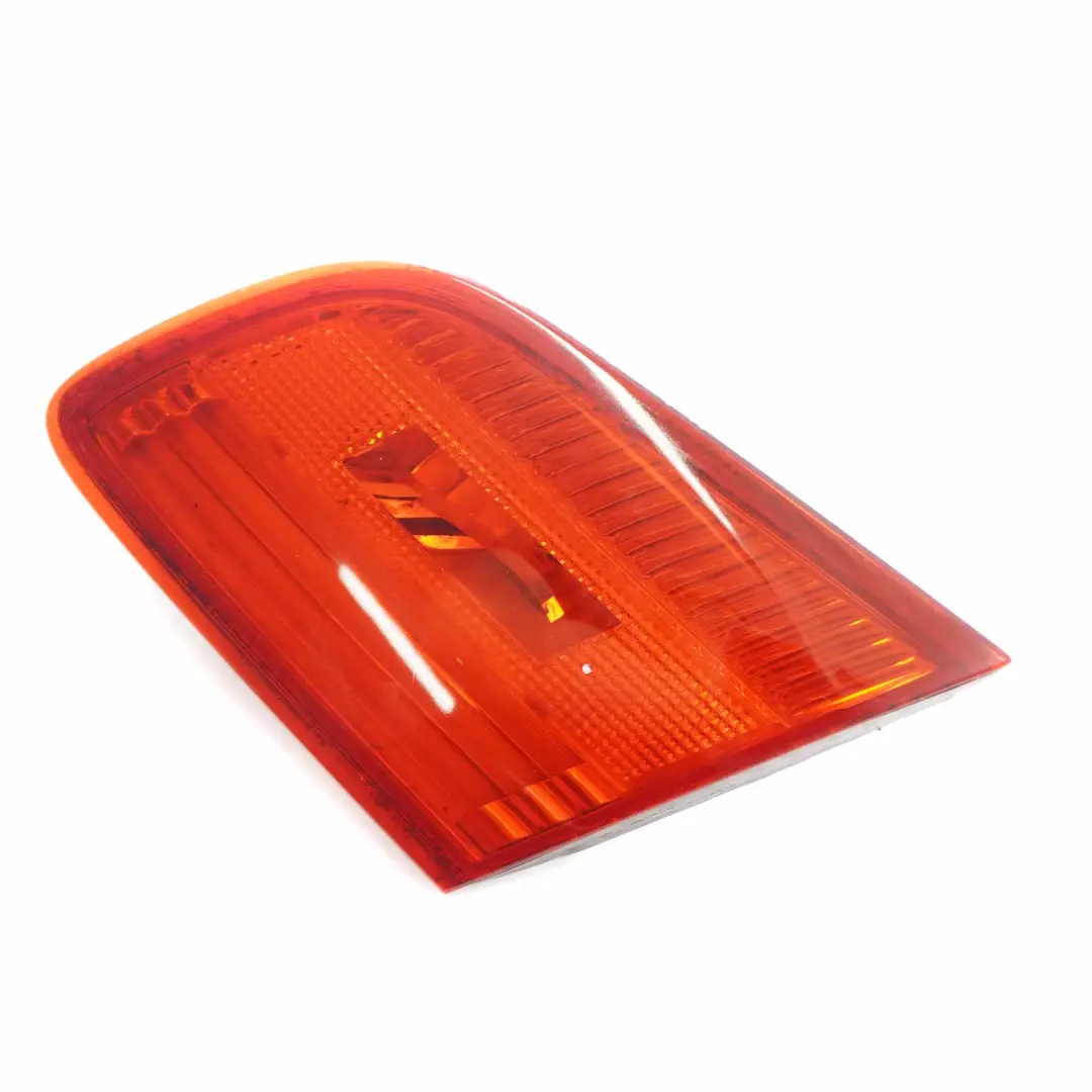 BMW E93 Light In Trunk Lid Rear Right O/S - SKU 7162304 - Part number 7162304