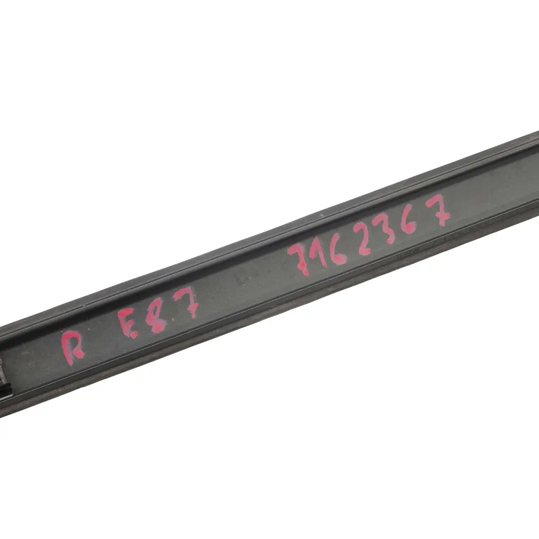 Listwa dachu dachowa gruntowana do BMW E81 E87 o numerze 7162368 BMW E81 E87 Listwa dachu dachowa gruntowana - SKU 7162368 - Numer Części 7162368