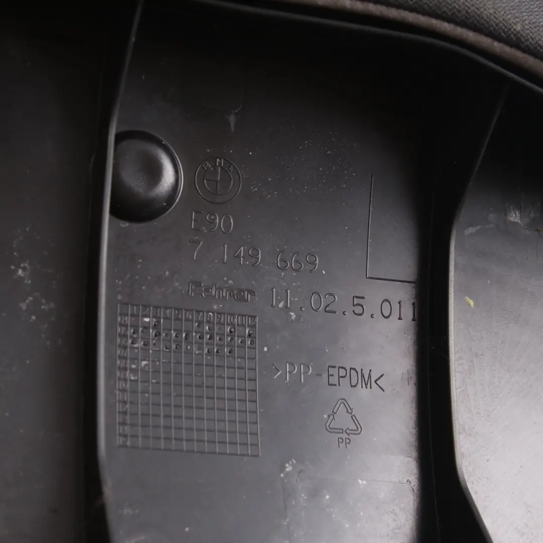 Lateral Trim Panel Cover Rear Left N/S Seats Cloth Linea Anthracite to BMW E90 with Part number 7162477 BMW E90 Lateral Trim Panel Cover Rear Left N/S Seats Cloth Linea Anthracite - SKU 7162477 - Part number 7162477