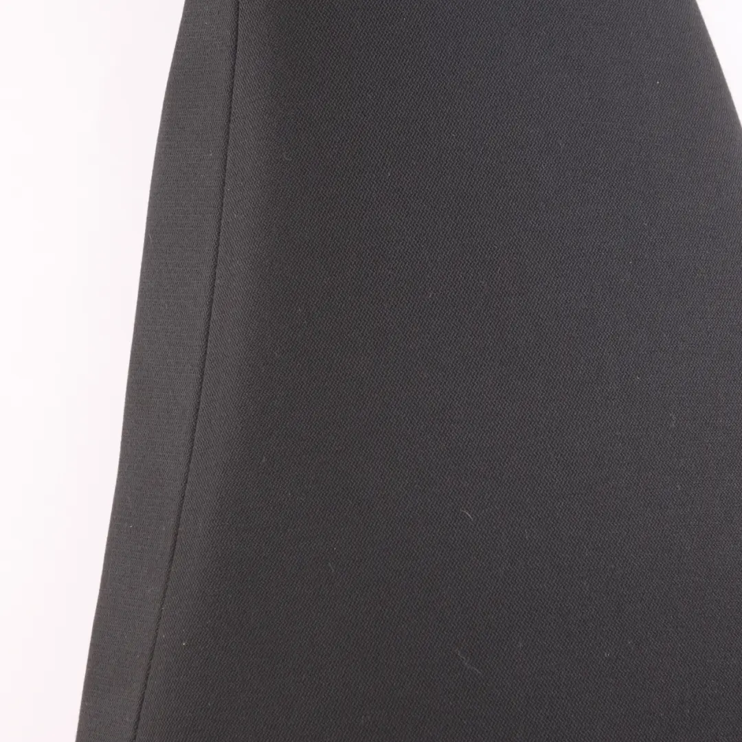 Lateral Trim Panel Cover Rear Left N/S Seats Cloth Linea Anthracite to BMW E90 with Part number 7162477 BMW E90 Lateral Trim Panel Cover Rear Left N/S Seats Cloth Linea Anthracite - SKU 7162477 - Part number 7162477