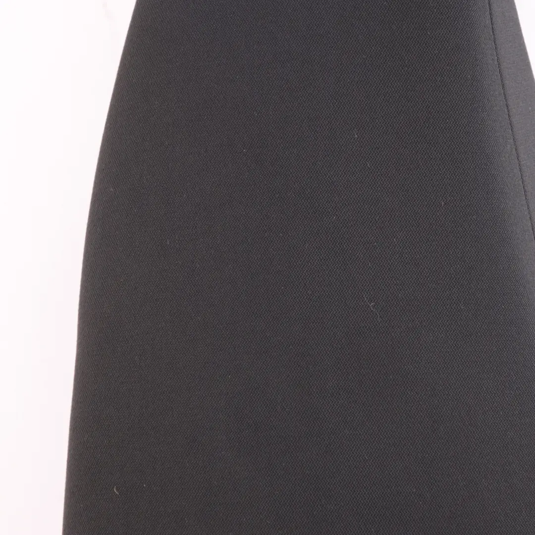 Lateral Trim Panel Cover Rear Right O/S Seats Cloth Linea Anthracite to BMW E90 with Part number 7162478 BMW E90 Lateral Trim Panel Cover Rear Right O/S Seats Cloth Linea Anthracite - SKU 7162478 - Part number 7162478