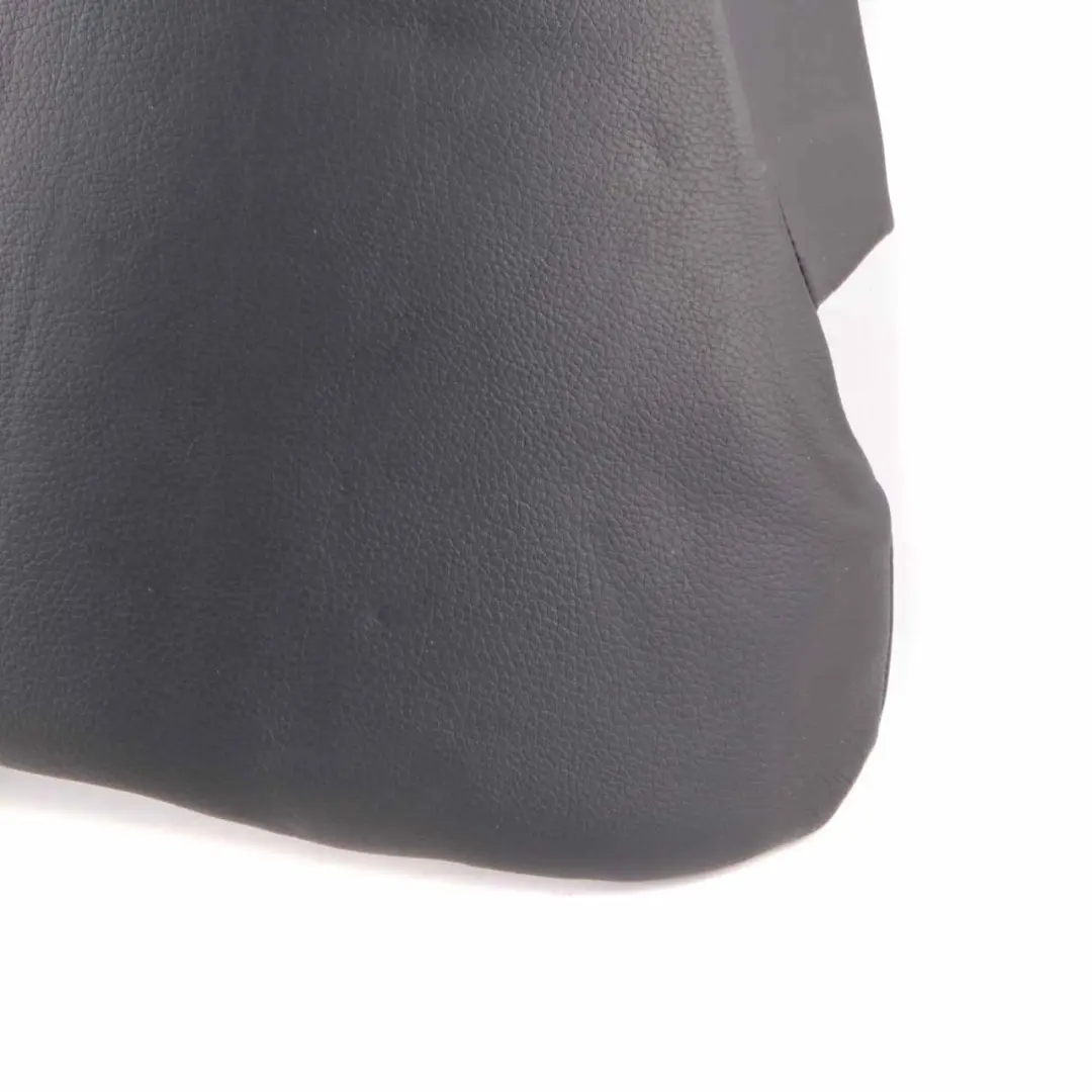 Asiento Trasero Derecho Lateral Acabado Cuero Dakota Schwarz para BMW E90 Berlina con número de pieza 7162500 BMW E90 Berlina Asiento Trasero Derecho Lateral Acabado Cuero Dakota Schwarz - SKU 7162500 - Número de pieza 7162500