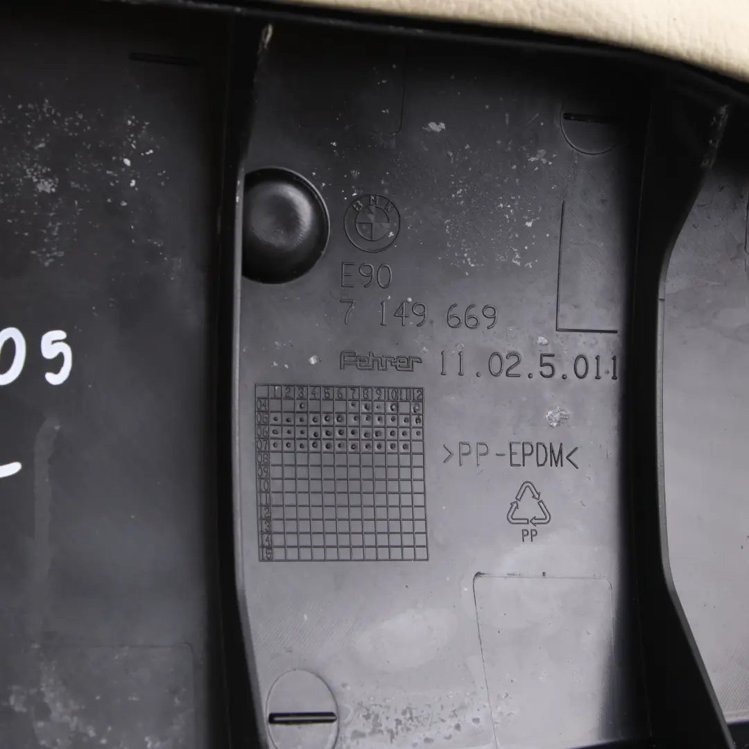 Lateral Panel Rear Left N/S Trim Side Cover Leather Dakota Lemon to BMW E90 Seat with Part number 7162505 BMW E90 Seat Lateral Panel Rear Left N/S Trim Side Cover Leather Dakota Lemon - SKU 7162505 - Part number 7162505