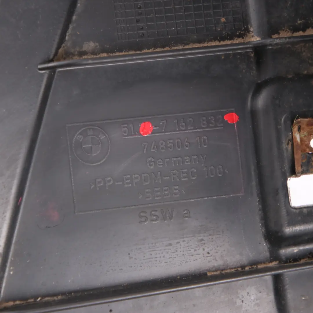 BMW E92 E93 Radhaus Abdeckung Vorne Rechts Hinten Teil 7154412 - SKU 7162832 - Teilenummer 7162832