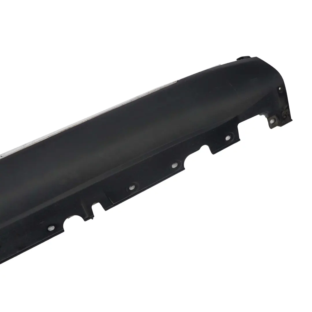 Moldura Umbral Faldón Lateral Izquierdo Placa Pie Aluminio Negra para BMW X5 E70 con número de pieza 7163555 BMW X5 E70 Moldura Umbral Faldón Lateral Izquierdo Placa Pie Aluminio Negra - SKU 7163555 - Número de pieza 7163555