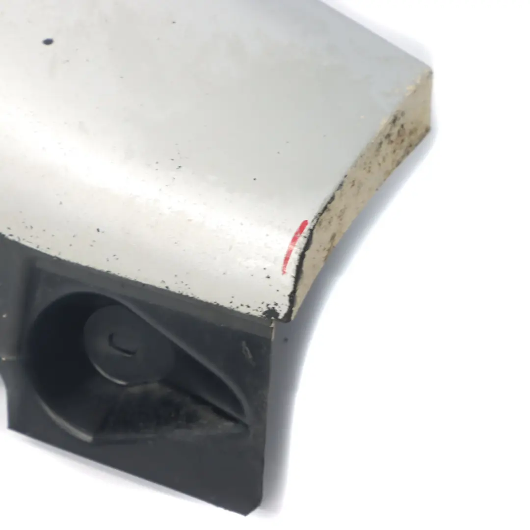 Striscia davanzale Gonna laterale alluminio destra Titan Silver 354 per BMW X5 E70 con numero di parte 7163556 BMW X5 E70 Striscia davanzale Gonna laterale alluminio destra Titan Silver 354 - SKU 7163556-TS - Numero di parte 7163556