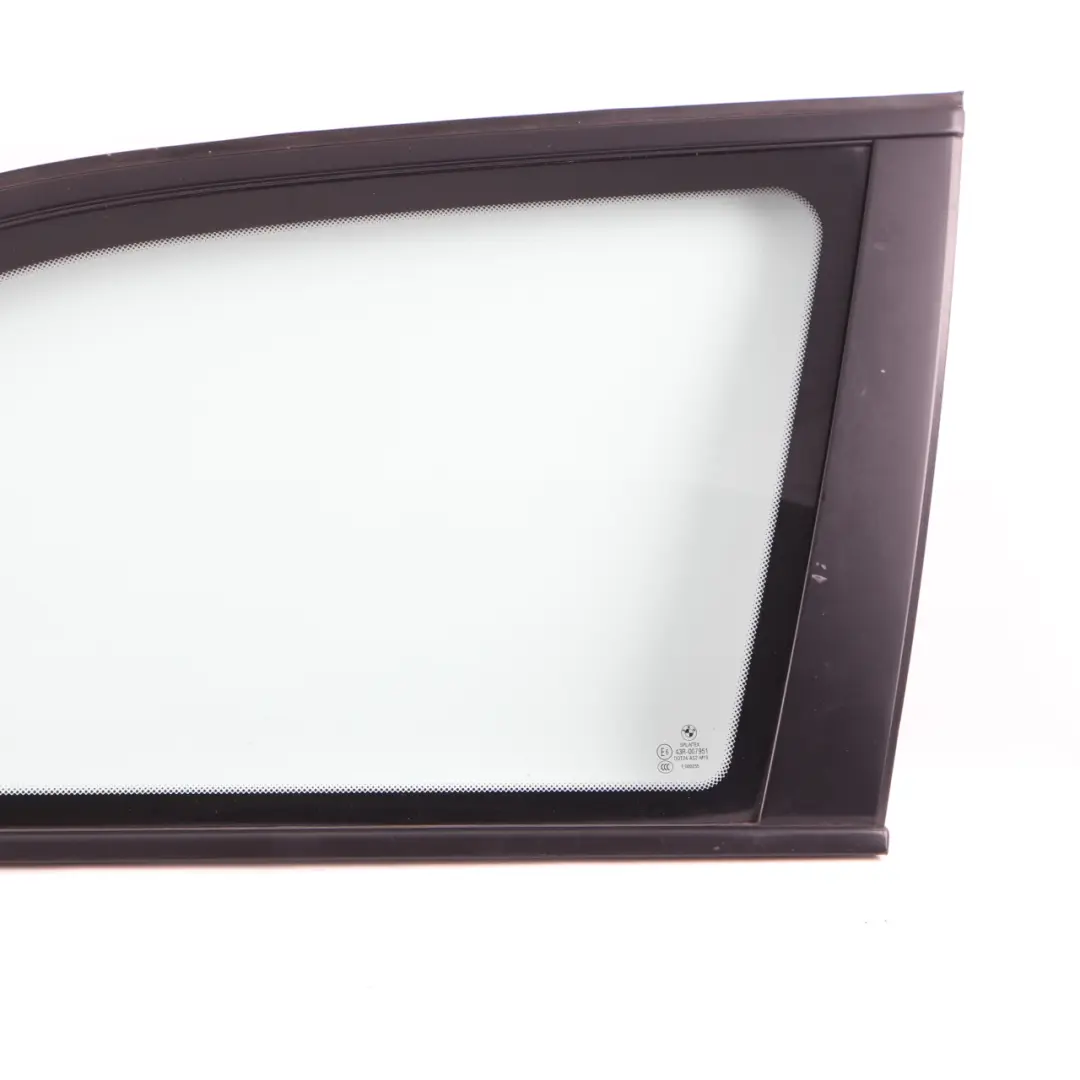 BMW E61 Touring Cuarto Cristal Ventana Lateral Trasera Derecha Verde AS2 - SKU 7163602 - Número de pieza 7163602