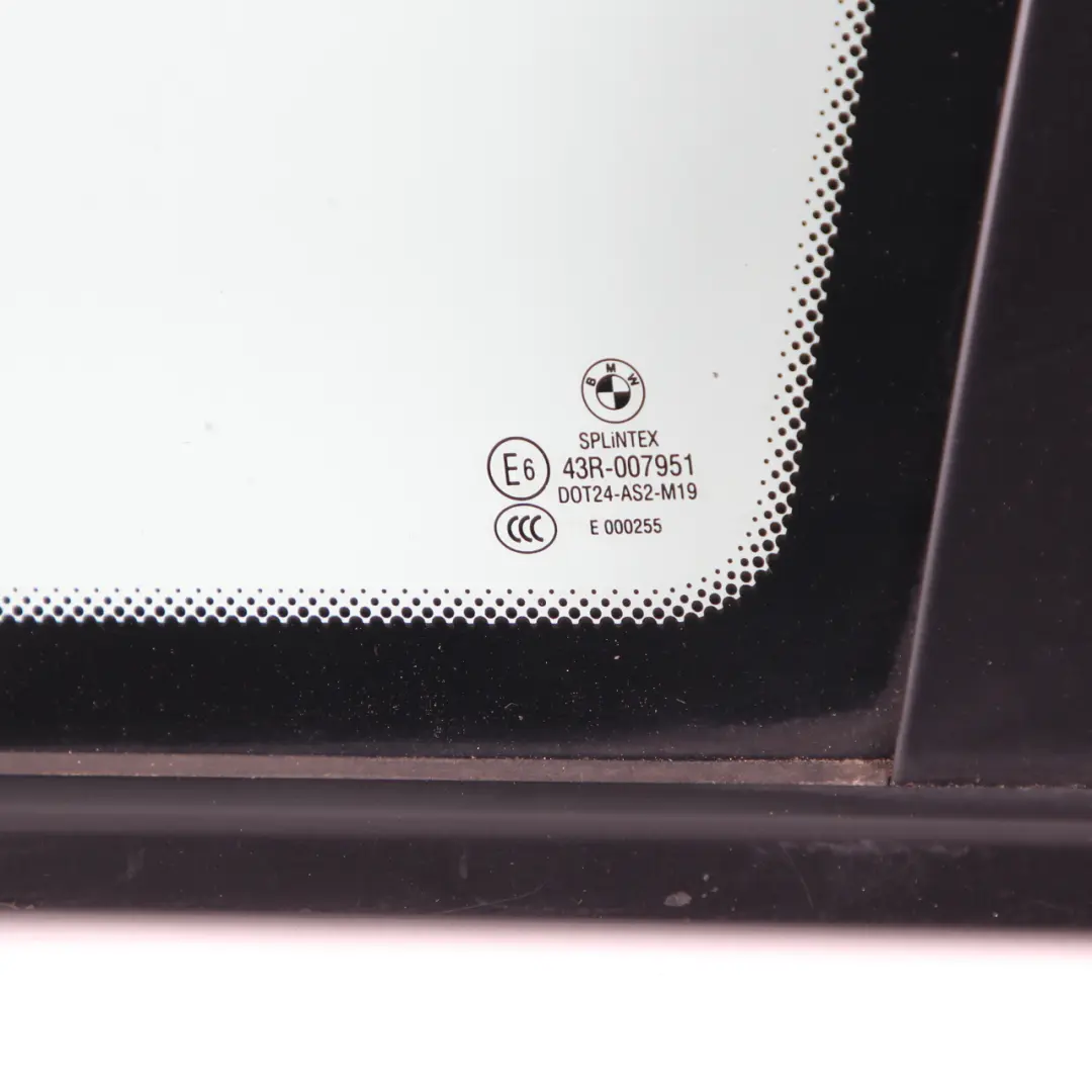 Vitre Latérale Arrière Droite Verte AS2 pour BMW E61 Touring à propos du numéro de pièce 7163602 BMW E61 Touring Vitre Latérale Arrière Droite Verte AS2 - SKU 7163602 - Numéro de pièce 7163602