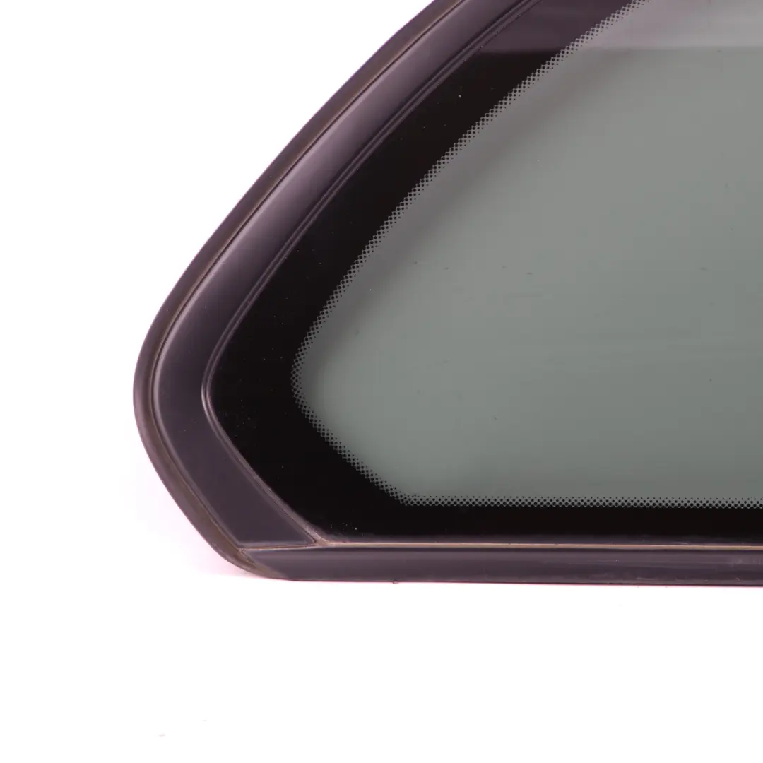 Window Glass BMW E61 Touring Side Right O/S Door Trim Tinted Black AS3 to with Part number 7163606 Window Glass BMW E61 Touring Side Right O/S Door Trim Tinted Black AS3 - SKU 7163606 - Part number 7163606