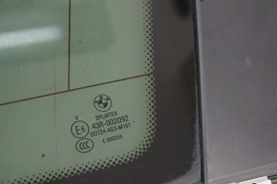 BMW 5 Reihe E61 Touring Seitenscheibe grün Dichtung hinten rechts AS3 - SKU 7163610 - Teilenummer 7163610