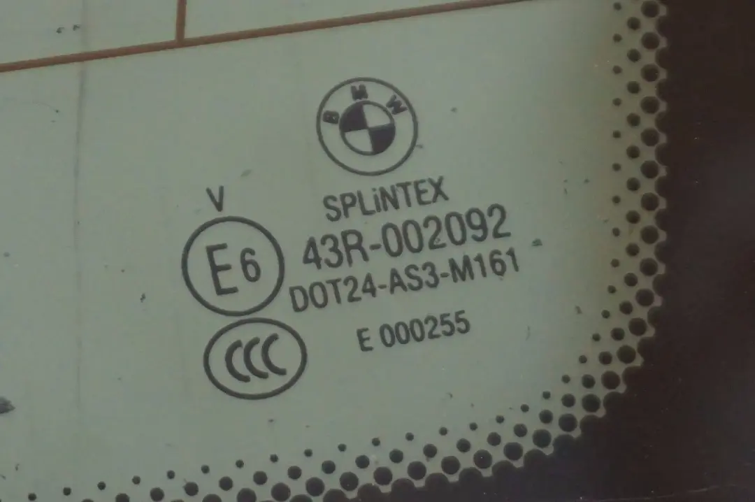 BMW 5 Reihe E61 Touring Seitenscheibe grün Dichtung hinten rechts AS3 - SKU 7163610 - Teilenummer 7163610