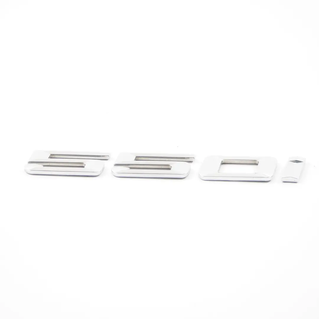 Emblème Lettrage Badge du logo du couvercle du coffre 550i pour BMW E60 E61 à propos du numéro de pièce 7164137 BMW E60 E61 Emblème Lettrage Badge du logo du couvercle du coffre 550i - SKU 7164137 - Numéro de pièce 7164137