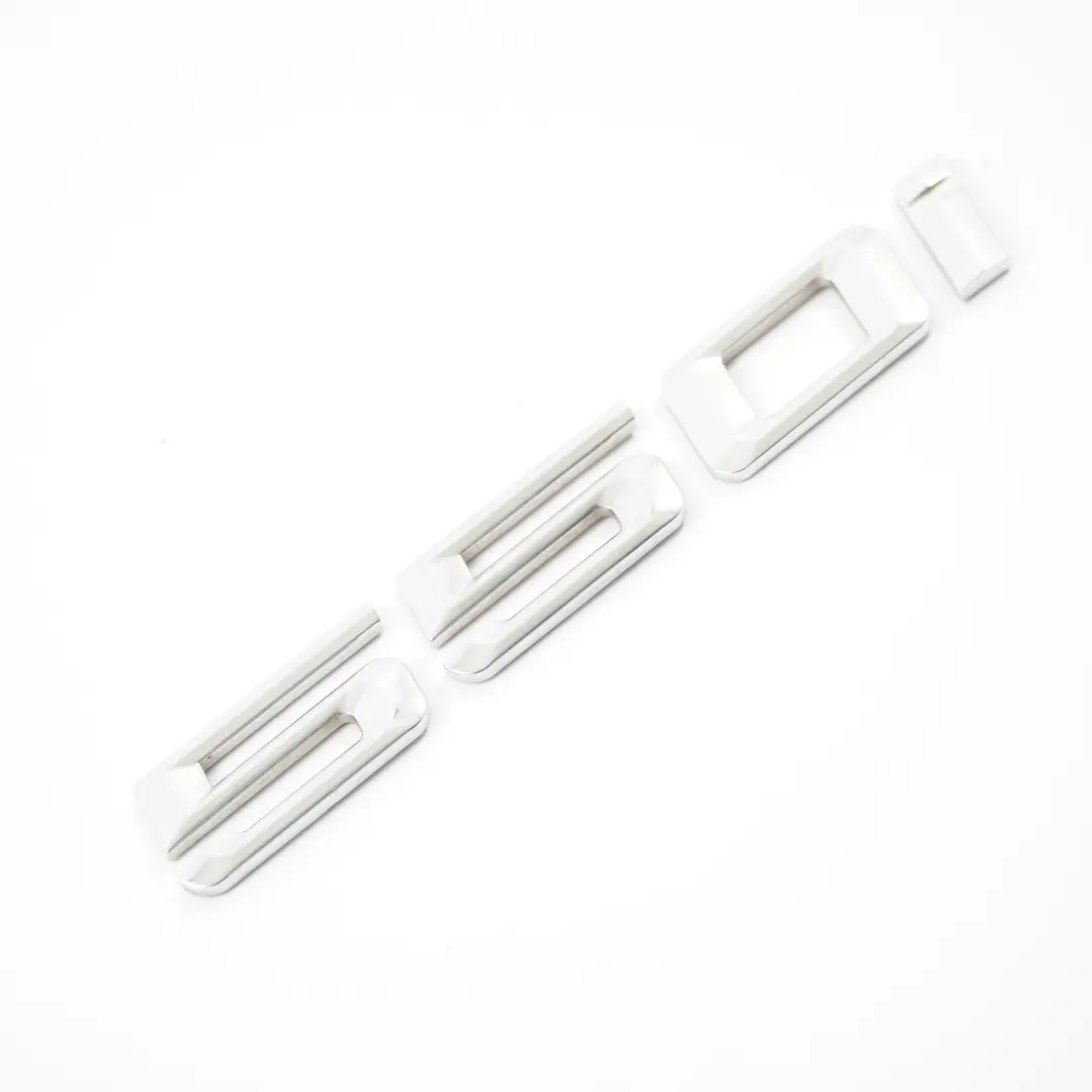 Emblem Schriftzug Kofferraumdeckel Logo Aufkleber 550i für BMW E60 E61 mit Teilenummer 7164137 BMW E60 E61 Emblem Schriftzug Kofferraumdeckel Logo Aufkleber 550i - SKU 7164137 - Teilenummer 7164137