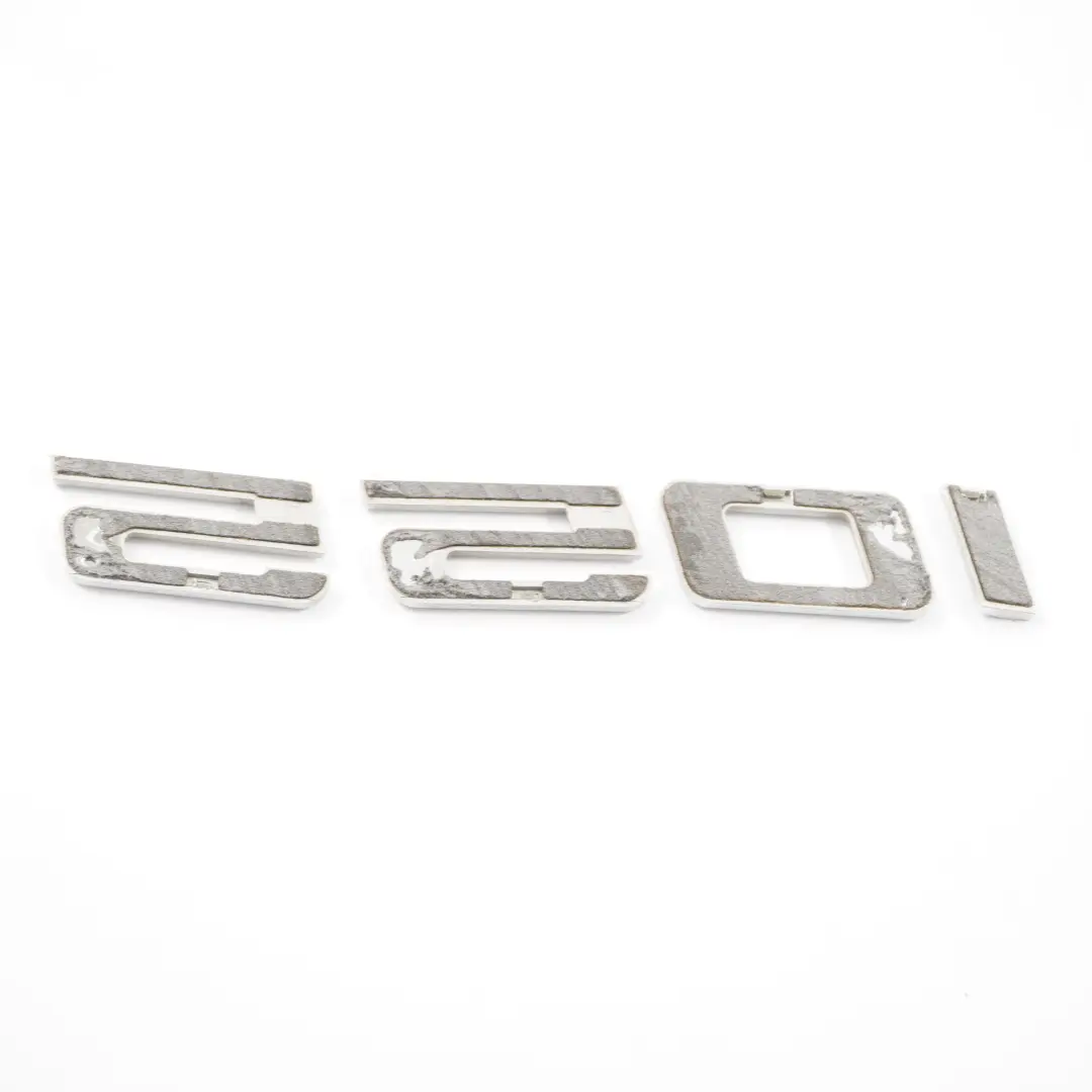 Emblemat Napis Znaczek Klapy Bagażnika 550i do BMW E60 E61 o numerze 7164137 BMW E60 E61 Emblemat Napis Znaczek Klapy Bagażnika 550i - SKU 7164137 - Numer Części 7164137