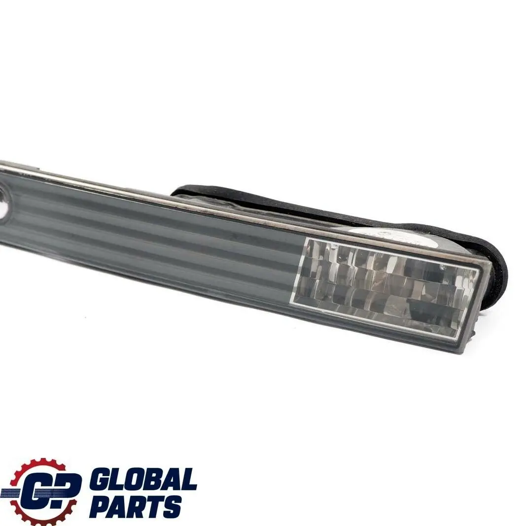 Heckleuchte Heckklappe Mitte 6908711 für BMW 7 er E65 E66 mit Teilenummer 7164747 BMW 7 er E65 E66 Heckleuchte Heckklappe Mitte 6908711 - SKU 7164747 - Teilenummer 7164747