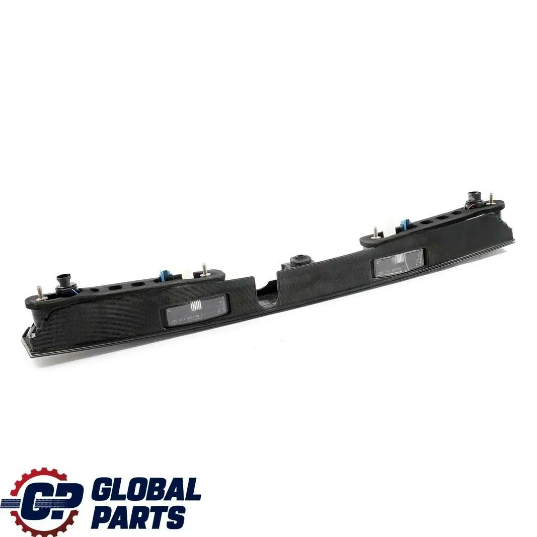 Heckleuchte Heckklappe Mitte 6908711 für BMW 7 er E65 E66 mit Teilenummer 7164747 BMW 7 er E65 E66 Heckleuchte Heckklappe Mitte 6908711 - SKU 7164747 - Teilenummer 7164747
