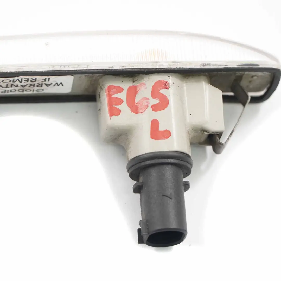 Indicatore di direzione aggiuntivo sinistro Bianco per BMW E65 E66 con numero di parte 7164757 BMW E65 E66 Indicatore di direzione aggiuntivo sinistro Bianco - SKU 7164757 - Numero di parte 7164757