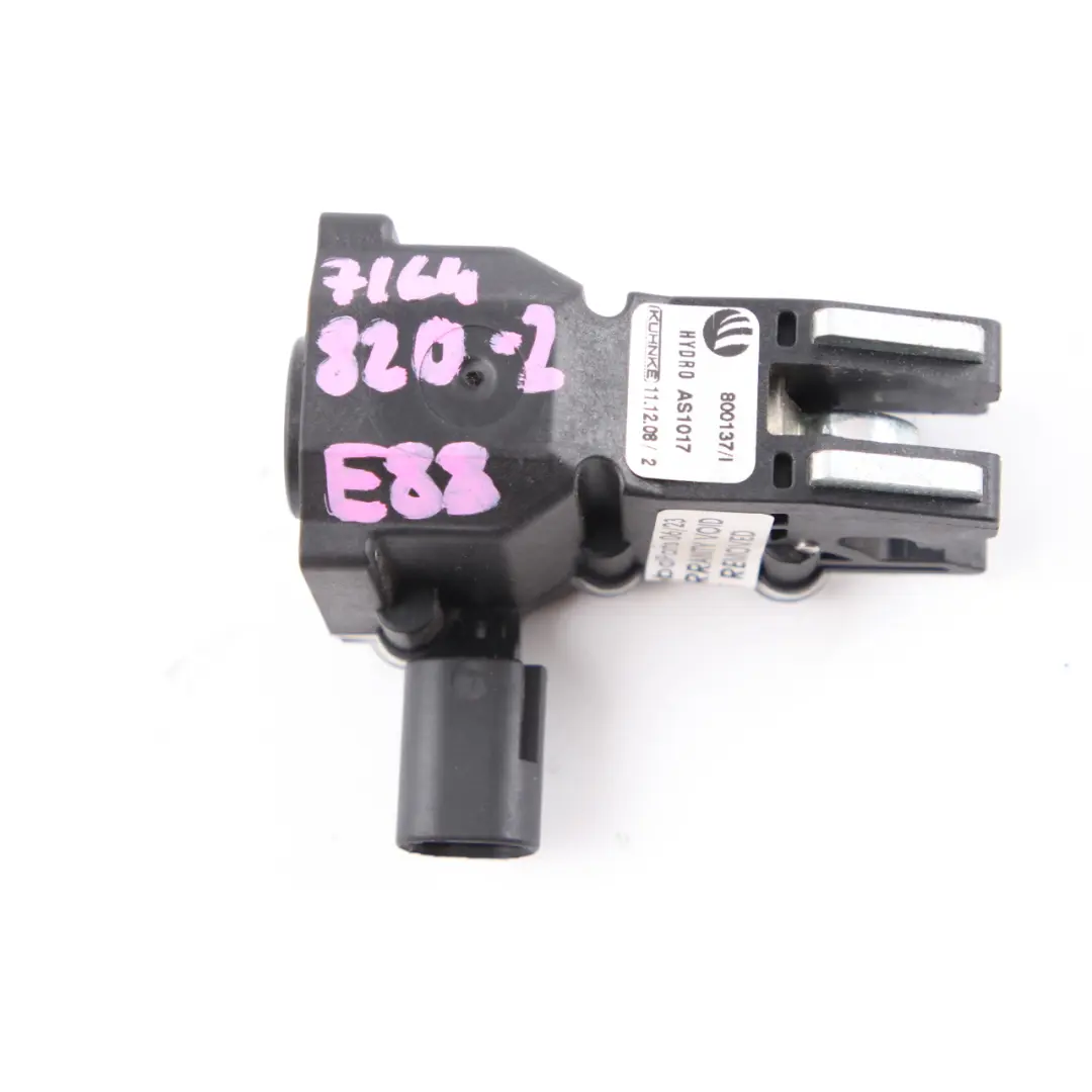 Moduł Czujnik Pałąka Bezpieczeństwa do BMW E88 E93 o numerze 7164820 BMW E88 E93 Moduł Czujnik Pałąka Bezpieczeństwa - SKU 7164820-2 - Numer Części 7164820