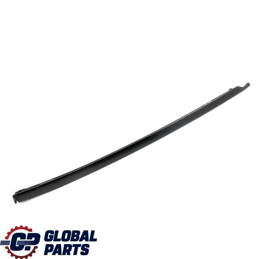 Tapa Columna A Puerta Negro Ribete Pilar Trasero Izquierdo para BMW E88 con número de pieza 7164995 BMW E88 Tapa Columna A Puerta Negro Ribete Pilar Trasero Izquierdo - SKU 7164995 - Número de pieza 7164995