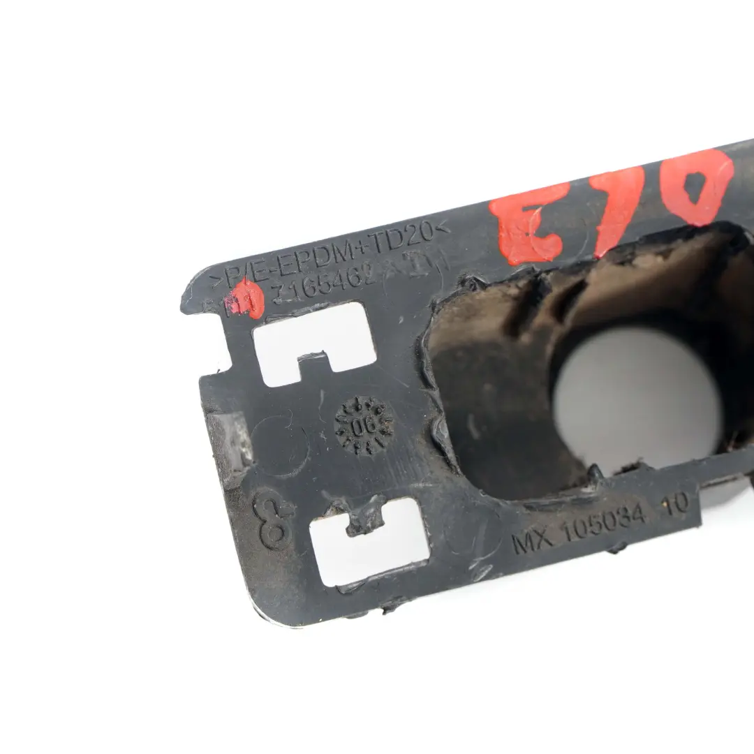 Paraurti Anteriore Destro Copertura Pdc Supporto Laterale per BMW X5 E70 con numero di parte 7165462 BMW X5 E70 Paraurti Anteriore Destro Copertura Pdc Supporto Laterale - SKU 7165462 - Numero di parte 7165462