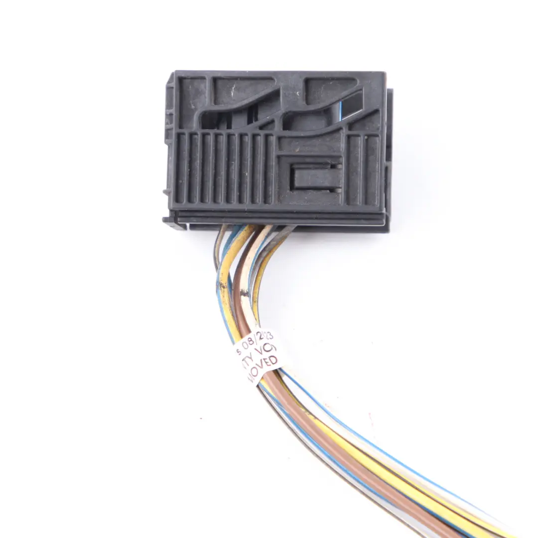 Headlight Headlamp Front Left N/S Lamp Plug Input Connector 8352566 to BMW E60 E61 with Part number 7165563 BMW E60 E61 Headlight Headlamp Front Left N/S Lamp Plug Input Connector 8352566 - SKU 7165563-1 - Part number 7165563