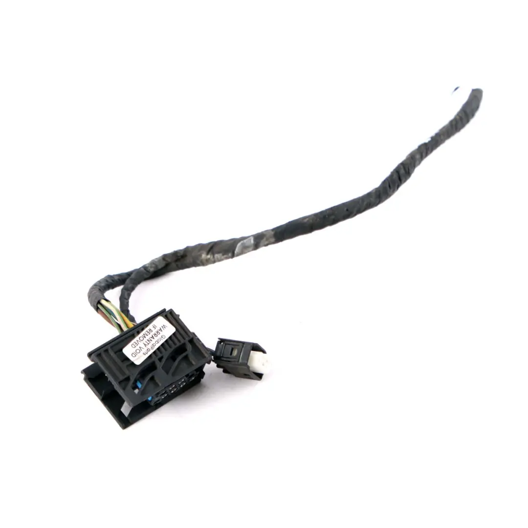 Headlight Headlamp Front Left N/S Lamp Plug Input Connector to BMW 5 E60 E61 with Part number 7165563 BMW 5 E60 E61 Headlight Headlamp Front Left N/S Lamp Plug Input Connector - SKU 7165563 - Part number 7165563