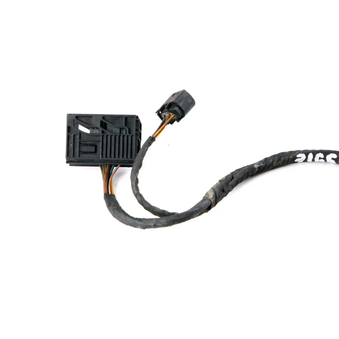 Headlight Headlamp Front Left N/S Lamp Plug Input Connector to BMW 5 E60 E61 with Part number 7165563 BMW 5 E60 E61 Headlight Headlamp Front Left N/S Lamp Plug Input Connector - SKU 7165563 - Part number 7165563