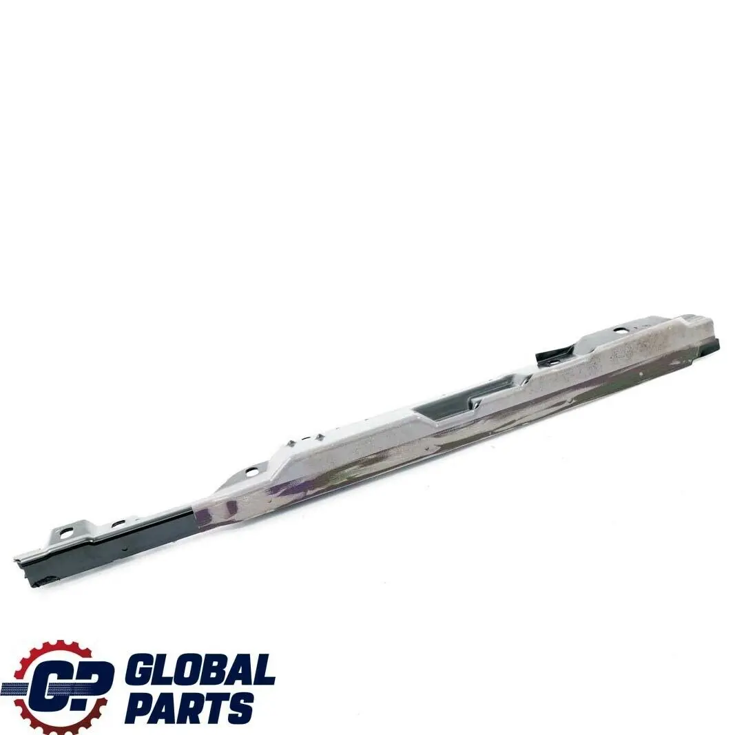 Listwa zgarniająca prawy tył do BMW E88 Cabrio o numerze 7165604 BMW E88 Cabrio Listwa zgarniająca prawy tył - SKU 7165604 - Numer Części 7165604