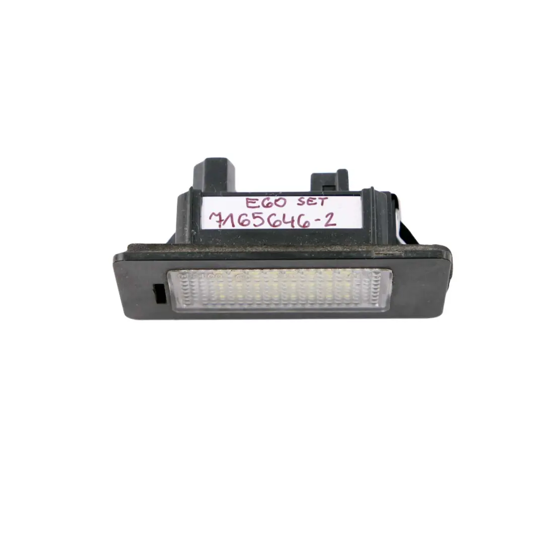 Luce Targa Reg per BMW E39 E60 E61 E71 E90 E91 E92 con numero di parte 7165646 BMW E39 E60 E61 E71 E90 E91 E92 Luce Targa Reg - SKU 7165646-2 - Numero di parte 7165646