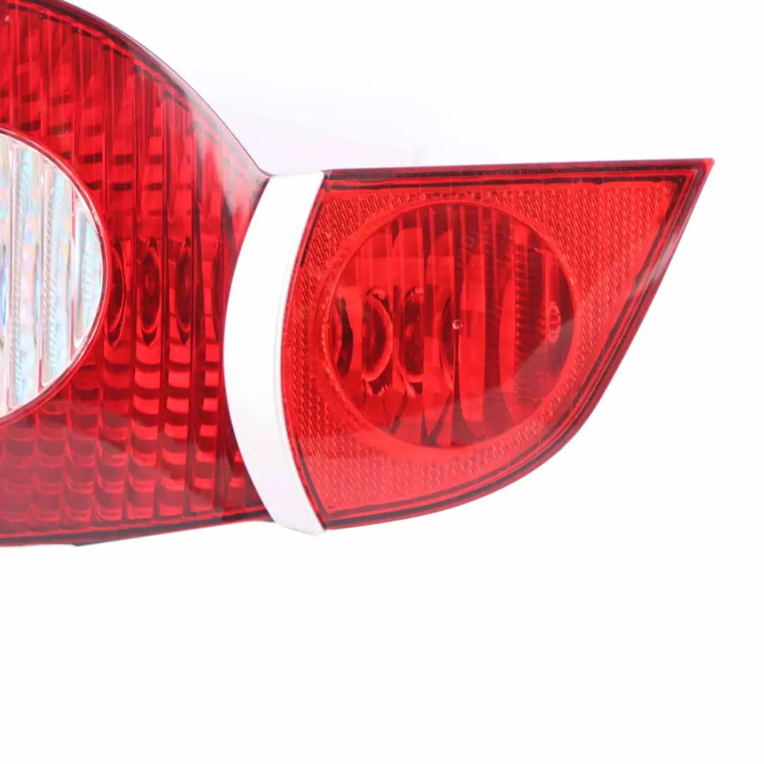 Lamp BMW Z4 E85 Light Right O/S White Turn Indicator Titansilver Strip to Rear with Part number 7165730 Rear Lamp BMW Z4 E85 Light Right O/S White Turn Indicator Titansilver Strip - SKU 7165730-TS - Part number 7165730