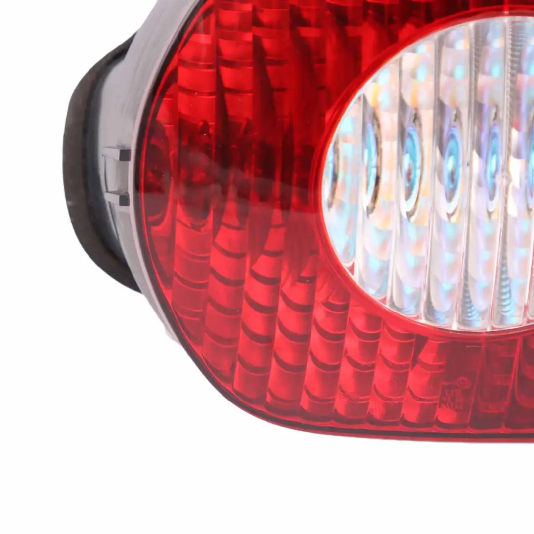 Lamp BMW Z4 E85 Light Right O/S White Turn Indicator Titansilver Strip to Rear with Part number 7165730 Rear Lamp BMW Z4 E85 Light Right O/S White Turn Indicator Titansilver Strip - SKU 7165730-TS - Part number 7165730