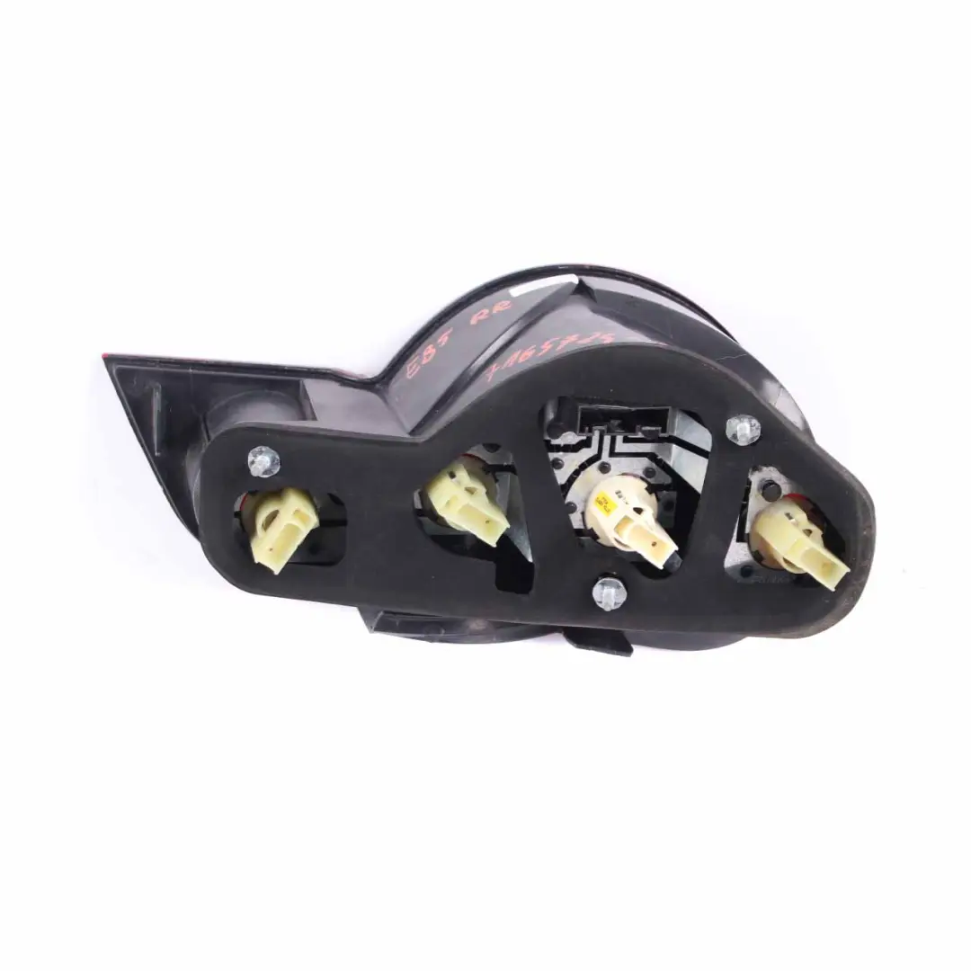 Lamp BMW Z4 E85 Light Right O/S White Turn Indicator Titansilver Strip to Rear with Part number 7165730 Rear Lamp BMW Z4 E85 Light Right O/S White Turn Indicator Titansilver Strip - SKU 7165730-TS - Part number 7165730