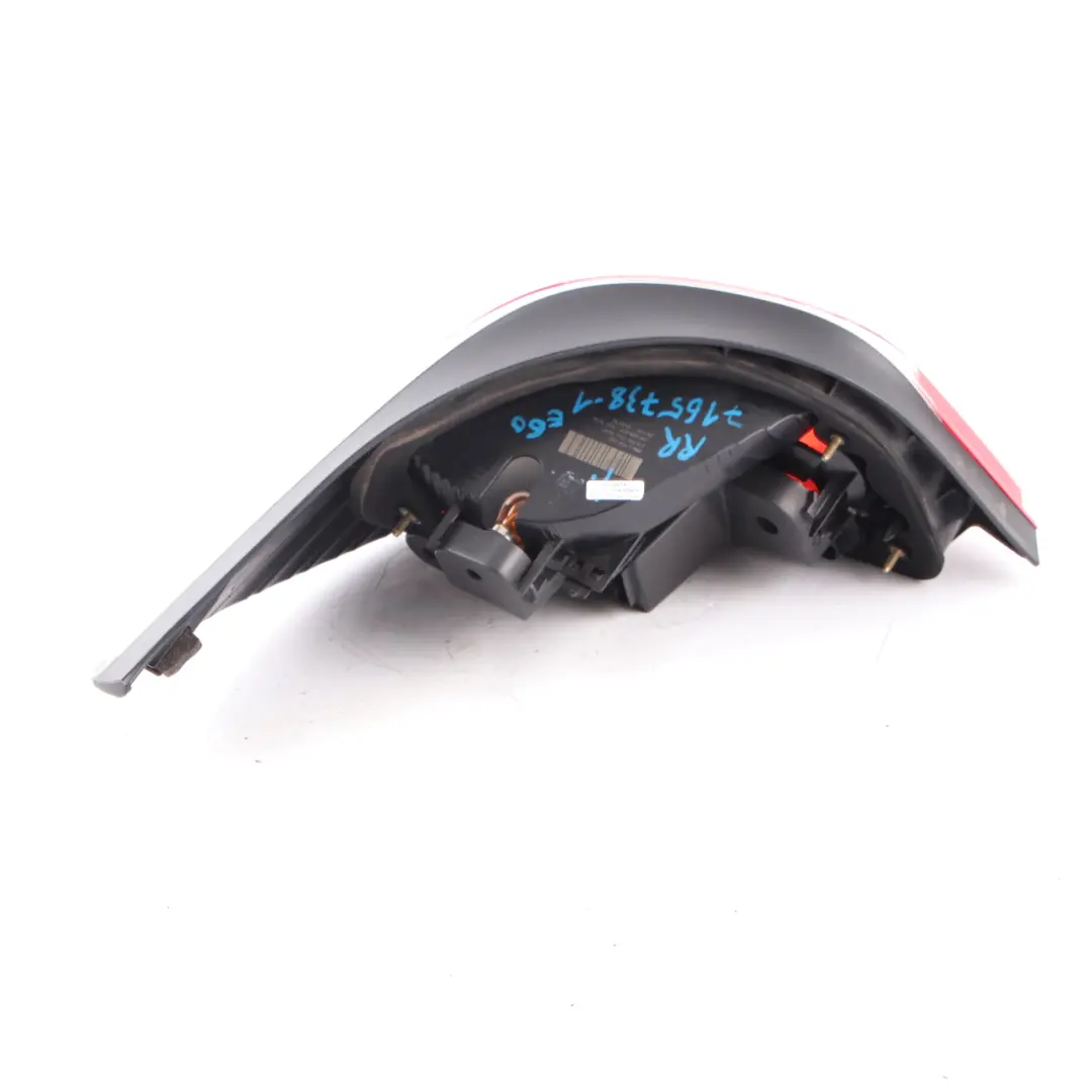 Fanale Posteriore Lampada Luce Destra Indicatore Bianco per BMW E60 con numero di parte 7165738 BMW E60 Fanale Posteriore Lampada Luce Destra Indicatore Bianco - SKU 7165738-1 - Numero di parte 7165738