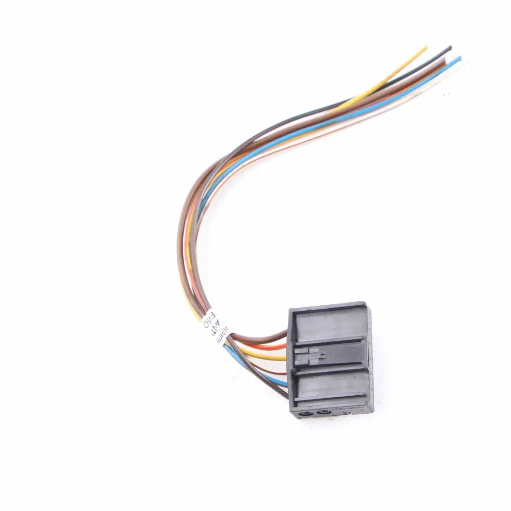 Câblage de la prise du feu arrière droit 6984754 pour BMW E60 à propos du numéro de pièce 7165738 BMW E60 Câblage de la prise du feu arrière droit 6984754 - SKU 7165738-4 - Numéro de pièce 7165738