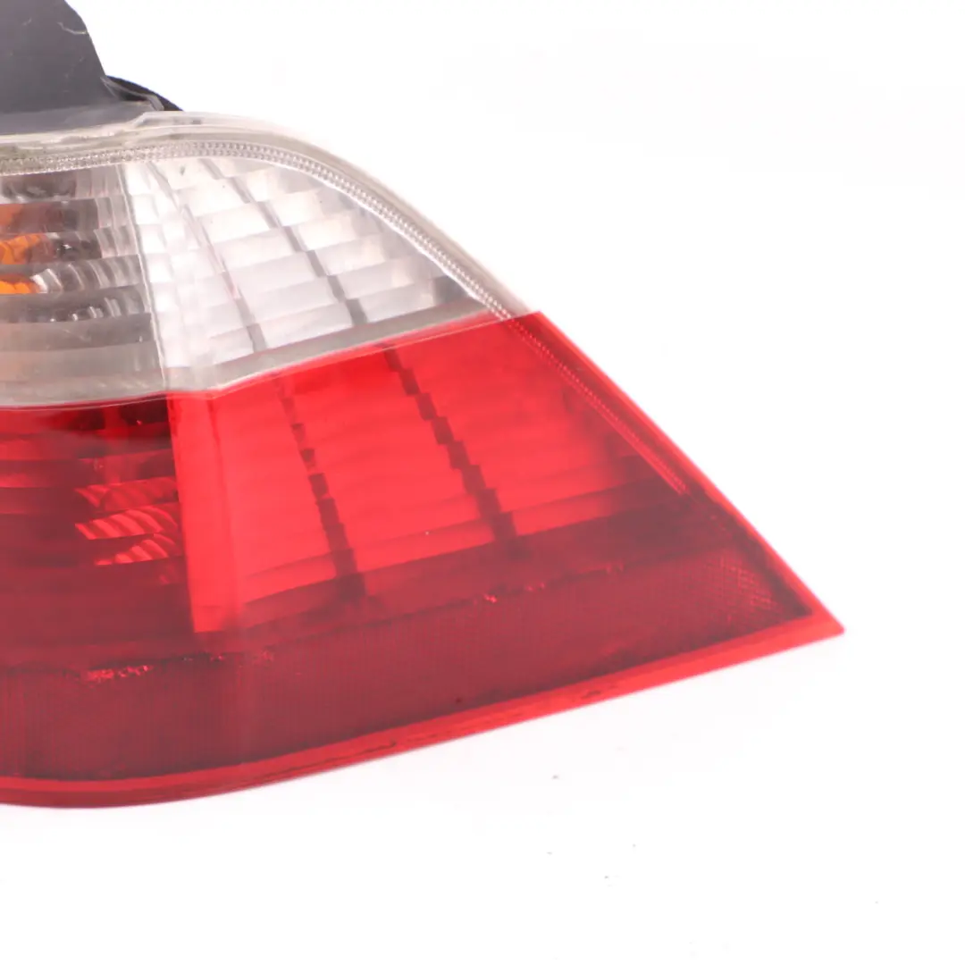 BMW E61 Lampa Tylna Prawa Biała Panel Boczny 6925892 - SKU 7165826-1 - Numer Części 7165826