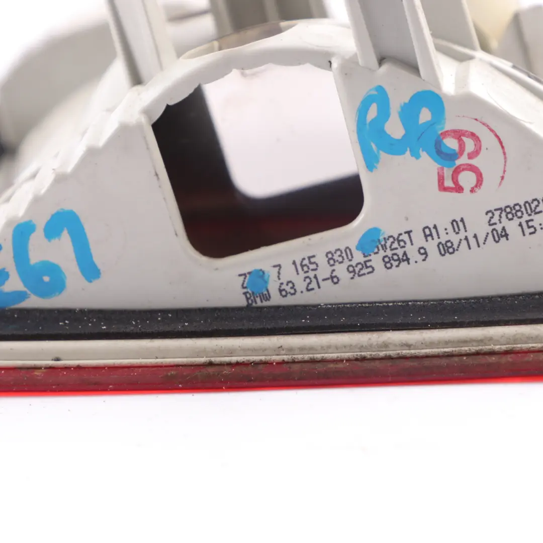 Light BMW E61 Trunk Boot Lid Tailgate Lamp Right O/S to Rear with Part number 7165830 Rear Light BMW E61 Trunk Boot Lid Tailgate Lamp Right O/S - SKU 7165830 - Part number 7165830