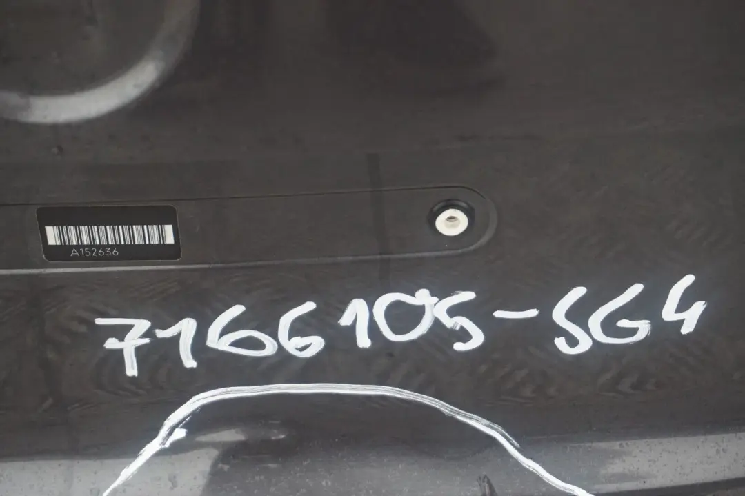 Klapa pokrywa bagażnika sparkling graphite do BMW E91 o numerze 7166105 BMW E91 Klapa pokrywa bagażnika sparkling graphite - SKU 7166105-SG4 - Numer Części 7166105